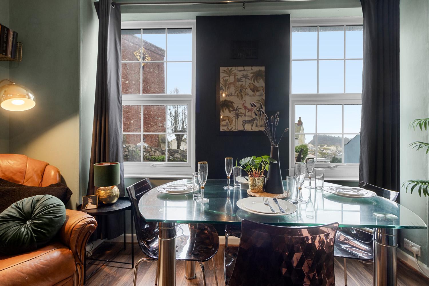 Stylish 2 Bed Apartment Near Beach, Parking, Wifi, Netflix Teignmouth Εξωτερικό φωτογραφία